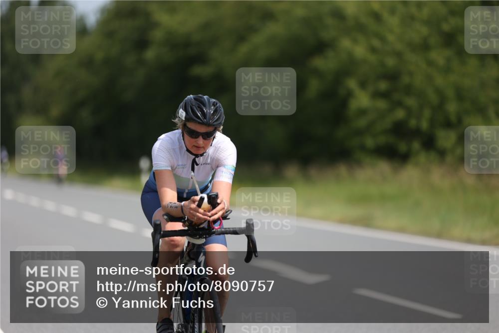 22.06.2025 - Viking Triathlon Yannick Fuchs http://msf.ph/oto/8090757 22.06.2025 11:51:49 Radfahren 165, 251, 498, 614 meine-sportfotos.de