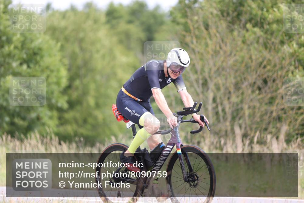 22.06.2025 - Viking Triathlon Yannick Fuchs http://msf.ph/oto/8090759 22.06.2025 13:25:36 Radfahren 121, 234, 362 meine-sportfotos.de