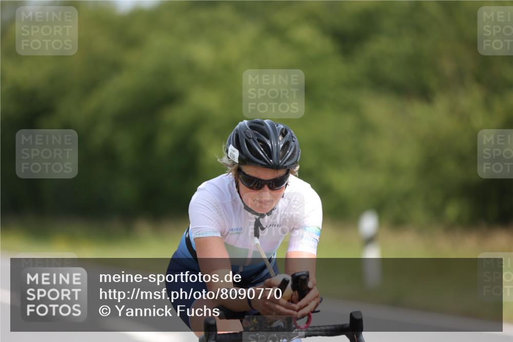 22.06.2025 - Viking Triathlon Yannick Fuchs http://msf.ph/oto/8090770 22.06.2025 11:51:50 Radfahren 165, 251, 498, 614 meine-sportfotos.de