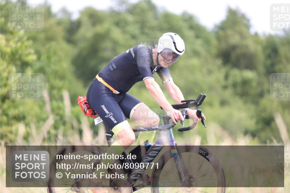 22.06.2025 - Viking Triathlon Yannick Fuchs http://msf.ph/oto/8090771 22.06.2025 13:25:37 Radfahren 121, 234, 362 meine-sportfotos.de