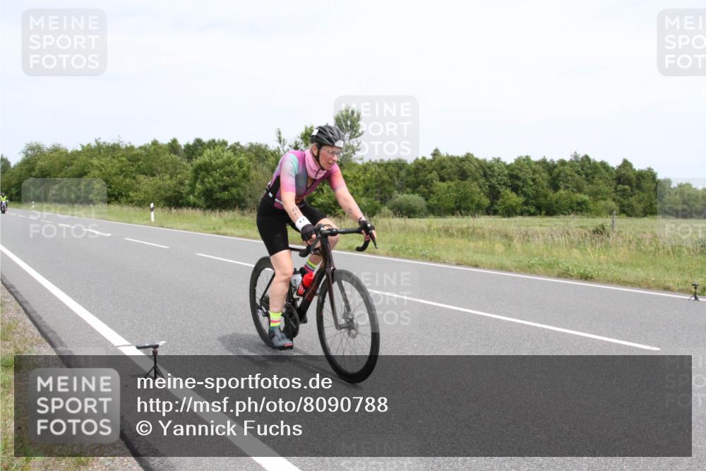 22.06.2025 - Viking Triathlon Yannick Fuchs http://msf.ph/oto/8090788 22.06.2025 13:28:07 Radfahren 405 meine-sportfotos.de