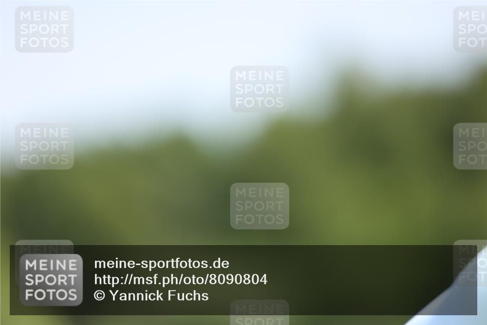 22.06.2025 - Viking Triathlon Yannick Fuchs http://msf.ph/oto/8090804 22.06.2025 11:51:51 Radfahren 165, 251, 498, 614 meine-sportfotos.de
