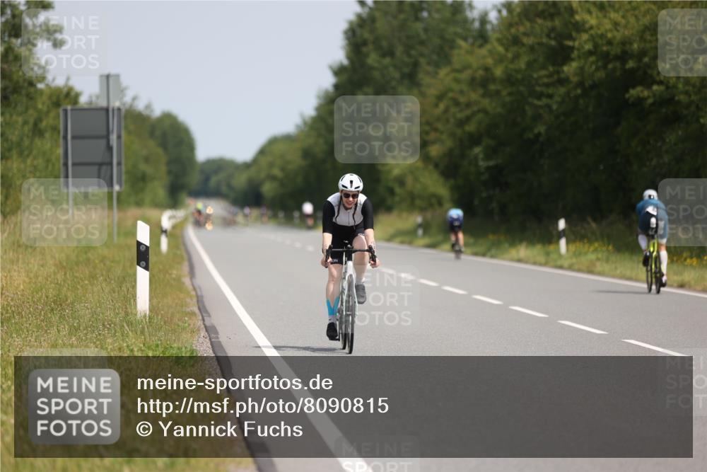 22.06.2025 - Viking Triathlon Yannick Fuchs http://msf.ph/oto/8090815 22.06.2025 11:52:14 Radfahren 43, 44, 54, 79, 320, 335, 361, 408, 431, 511, 521 meine-sportfotos.de