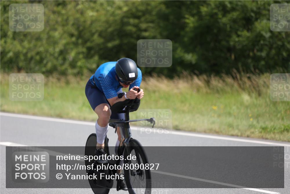 22.06.2025 - Viking Triathlon Yannick Fuchs http://msf.ph/oto/8090827 22.06.2025 11:08:18 Radfahren 6, 45, 65, 244, 309, 460, 514, 653 meine-sportfotos.de