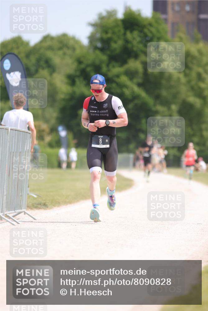 22.06.2025 - Viking Triathlon H.Heesch http://msf.ph/oto/8090828 22.06.2025 13:00:42 Laufen 8, 429 meine-sportfotos.de