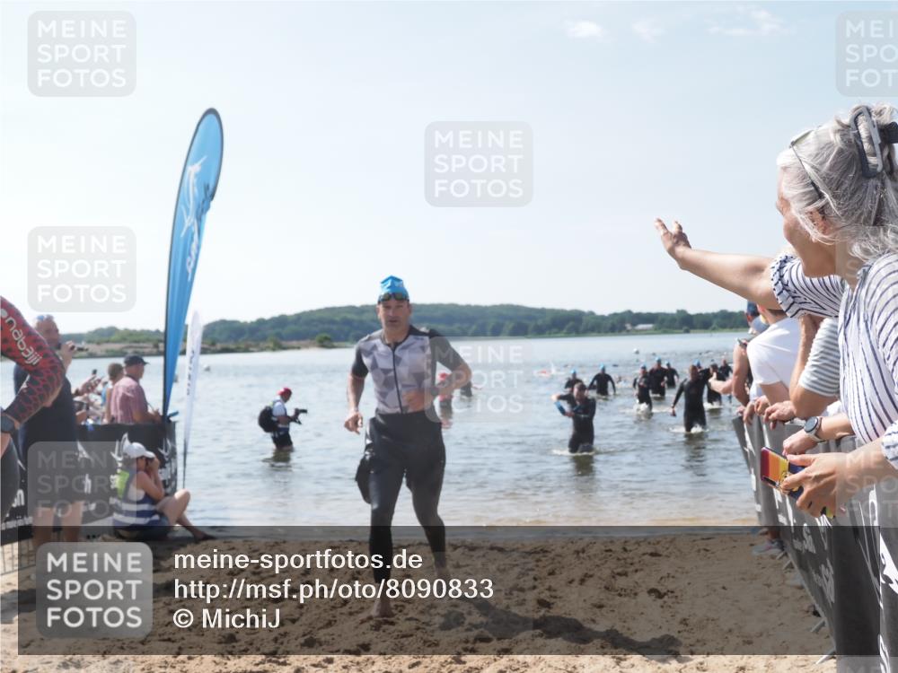 22.06.2025 - Viking Triathlon MichiJ http://msf.ph/oto/8090833 22.06.2025 10:38:09 Schwimmen 61, 72, 89, 146, 179, 191, 209 meine-sportfotos.de