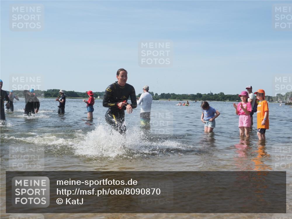 22.06.2025 - Viking Triathlon KatJ http://msf.ph/oto/8090870 22.06.2025 10:27:02 Schwimmen 52, 81, 145, 288, 623, 661 meine-sportfotos.de