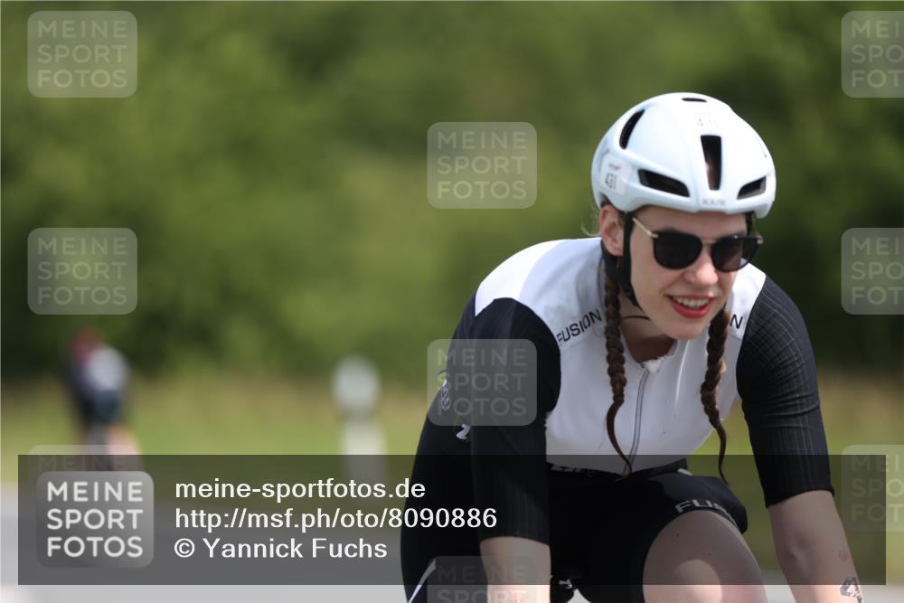22.06.2025 - Viking Triathlon Yannick Fuchs http://msf.ph/oto/8090886 22.06.2025 11:52:17 Radfahren 43, 44, 54, 83, 156, 320, 335, 361, 431, 521 meine-sportfotos.de