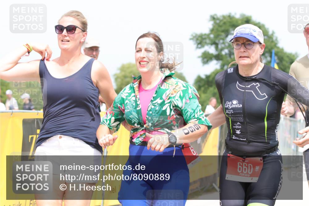 22.06.2025 - Viking Triathlon H.Heesch http://msf.ph/oto/8090889 22.06.2025 15:10:23 Laufen 261, 518, 660 meine-sportfotos.de