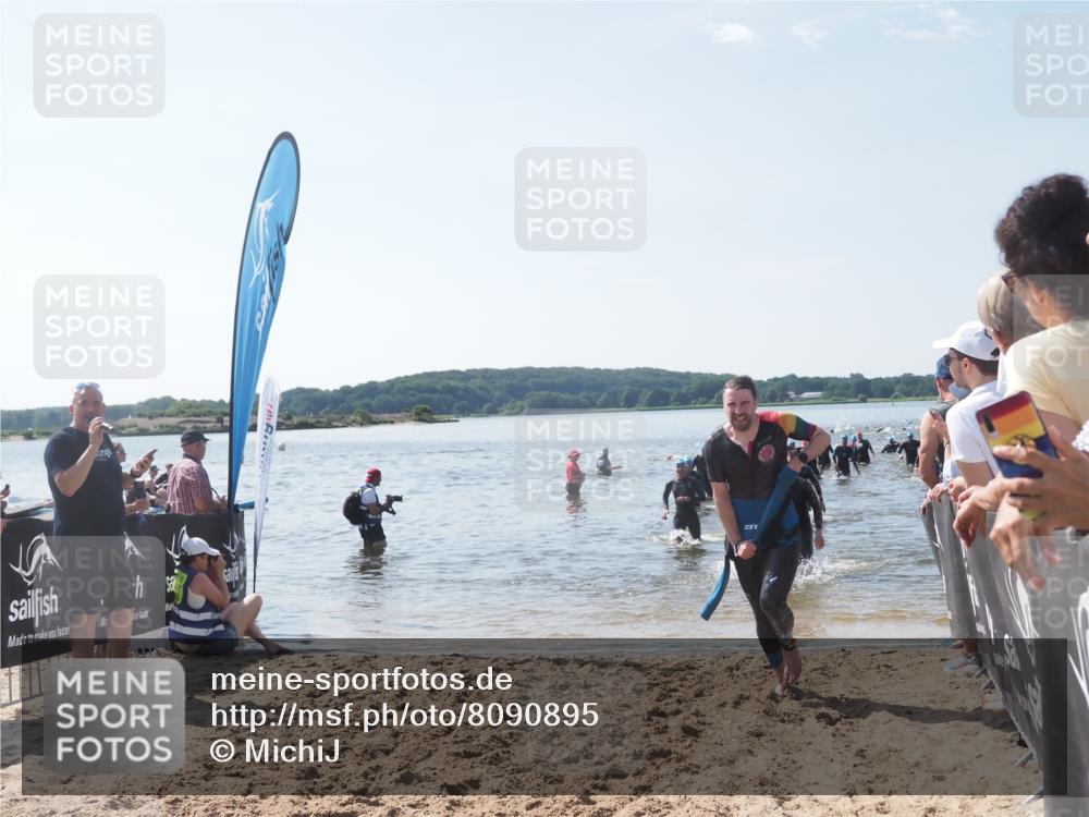 22.06.2025 - Viking Triathlon MichiJ http://msf.ph/oto/8090895 22.06.2025 10:38:14 Schwimmen 61, 72, 89, 179, 191, 209, 447, 662 meine-sportfotos.de