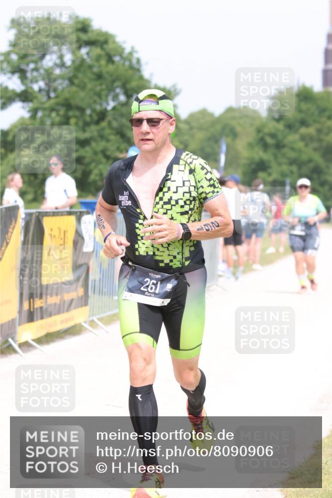 22.06.2025 - Viking Triathlon H.Heesch http://msf.ph/oto/8090906 22.06.2025 15:10:28 Laufen 261 meine-sportfotos.de