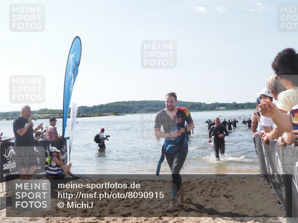 22.06.2025 - Viking Triathlon MichiJ http://msf.ph/oto/8090915 22.06.2025 10:38:15 Schwimmen 61, 72, 89, 179, 191, 209, 447, 535, 662 meine-sportfotos.de