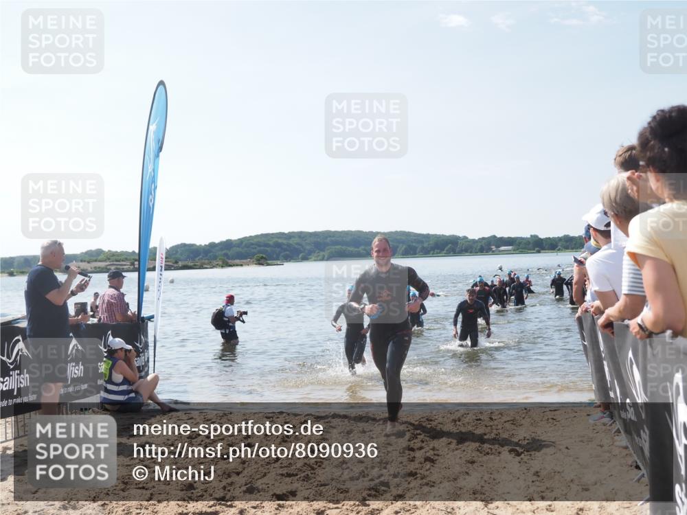 22.06.2025 - Viking Triathlon MichiJ http://msf.ph/oto/8090936 22.06.2025 10:38:17 Schwimmen 61, 72, 89, 191, 209, 269, 398, 447, 509, 535, 662 meine-sportfotos.de