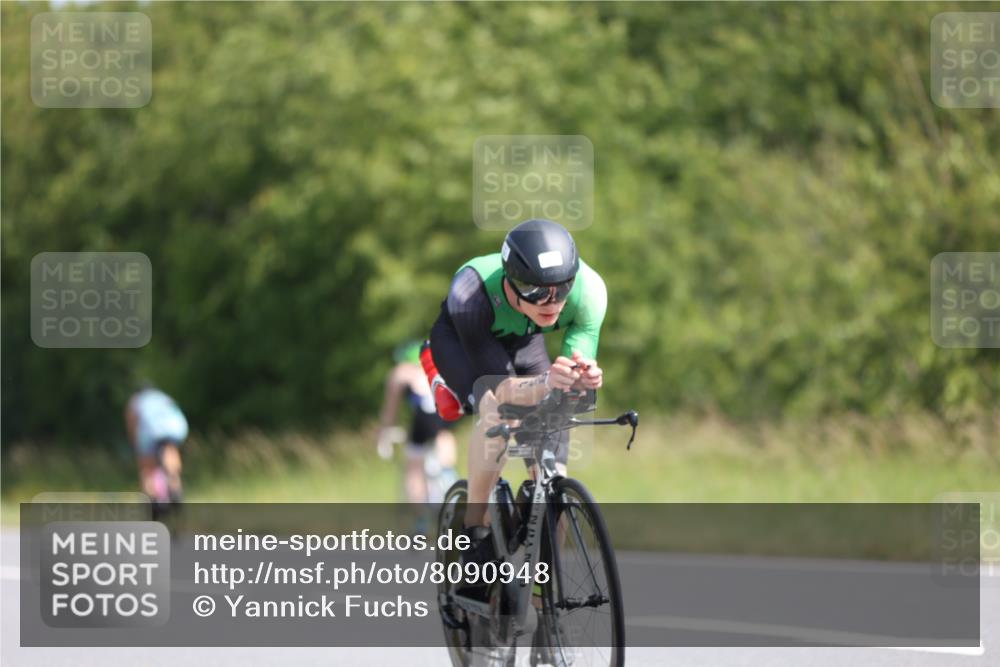 22.06.2025 - Viking Triathlon Yannick Fuchs http://msf.ph/oto/8090948 22.06.2025 11:08:39 Radfahren 9, 52, 90, 198, 286, 315, 534 meine-sportfotos.de