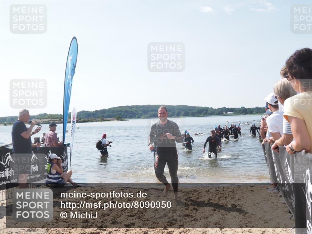 22.06.2025 - Viking Triathlon MichiJ http://msf.ph/oto/8090950 22.06.2025 10:38:18 Schwimmen 61, 72, 89, 191, 209, 269, 398, 447, 509, 535, 662 meine-sportfotos.de