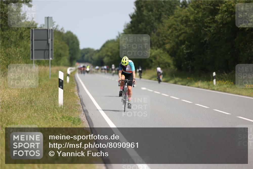 22.06.2025 - Viking Triathlon Yannick Fuchs http://msf.ph/oto/8090961 22.06.2025 11:52:44 Radfahren 341, 381, 450, 624, 656 meine-sportfotos.de