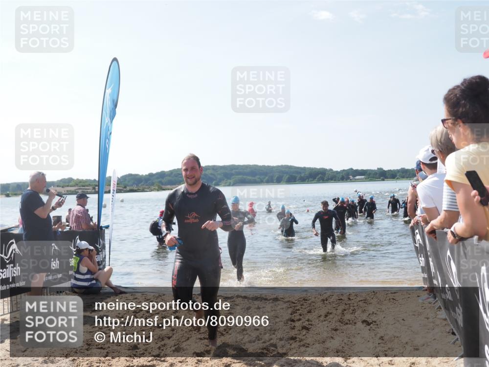 22.06.2025 - Viking Triathlon MichiJ http://msf.ph/oto/8090966 22.06.2025 10:38:18 Schwimmen 61, 72, 89, 191, 209, 269, 398, 447, 509, 535, 662 meine-sportfotos.de