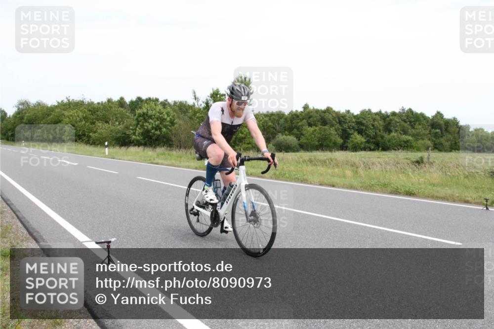 22.06.2025 - Viking Triathlon Yannick Fuchs http://msf.ph/oto/8090973 22.06.2025 13:29:15 Radfahren 48, 76 meine-sportfotos.de