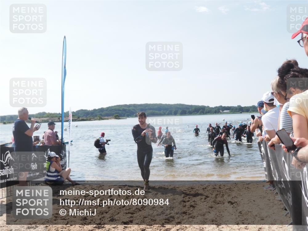 22.06.2025 - Viking Triathlon MichiJ http://msf.ph/oto/8090984 22.06.2025 10:38:22 Schwimmen 61, 72, 89, 209, 269, 398, 419, 428, 447, 509, 535, 603, 662 meine-sportfotos.de