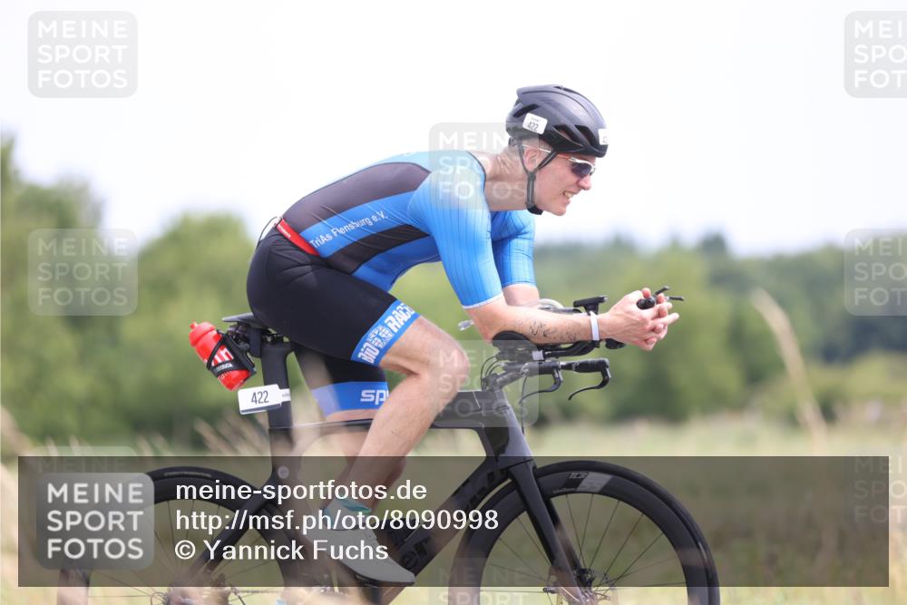 22.06.2025 - Viking Triathlon Yannick Fuchs http://msf.ph/oto/8090998 22.06.2025 13:26:25 Radfahren 422, 423, 496 meine-sportfotos.de