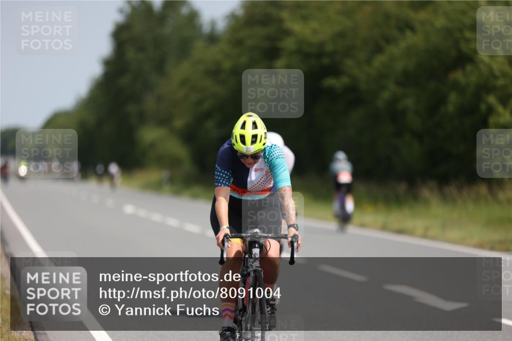 22.06.2025 - Viking Triathlon Yannick Fuchs http://msf.ph/oto/8091004 22.06.2025 11:52:47 Radfahren 381, 450, 656 meine-sportfotos.de