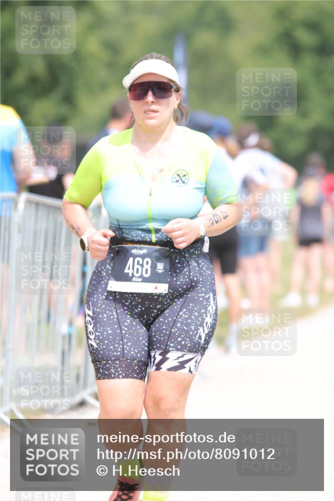 22.06.2025 - Viking Triathlon H.Heesch http://msf.ph/oto/8091012 22.06.2025 15:10:35 Laufen 468 meine-sportfotos.de