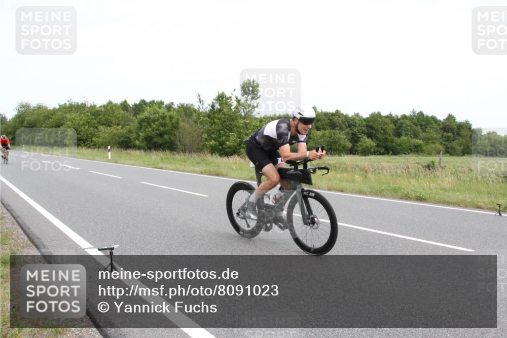 22.06.2025 - Viking Triathlon Yannick Fuchs http://msf.ph/oto/8091023 22.06.2025 13:29:45 Radfahren 106, 116, 463 meine-sportfotos.de