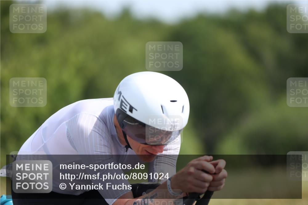 22.06.2025 - Viking Triathlon Yannick Fuchs http://msf.ph/oto/8091024 22.06.2025 11:52:49 Radfahren 381, 450, 653, 656 meine-sportfotos.de