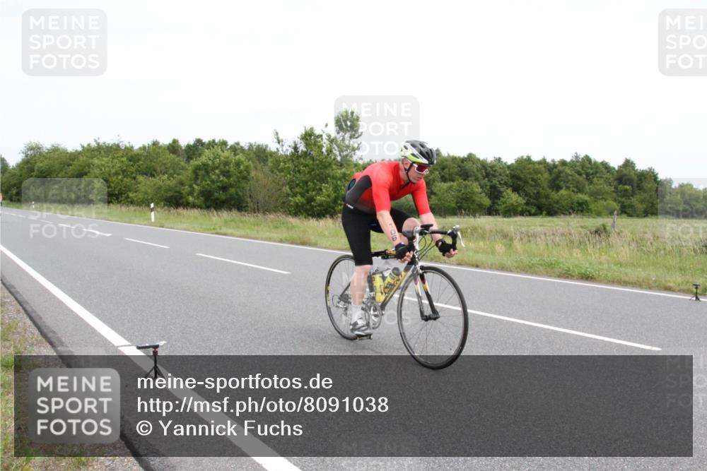22.06.2025 - Viking Triathlon Yannick Fuchs http://msf.ph/oto/8091038 22.06.2025 13:29:47 Radfahren 102, 106, 116, 463 meine-sportfotos.de