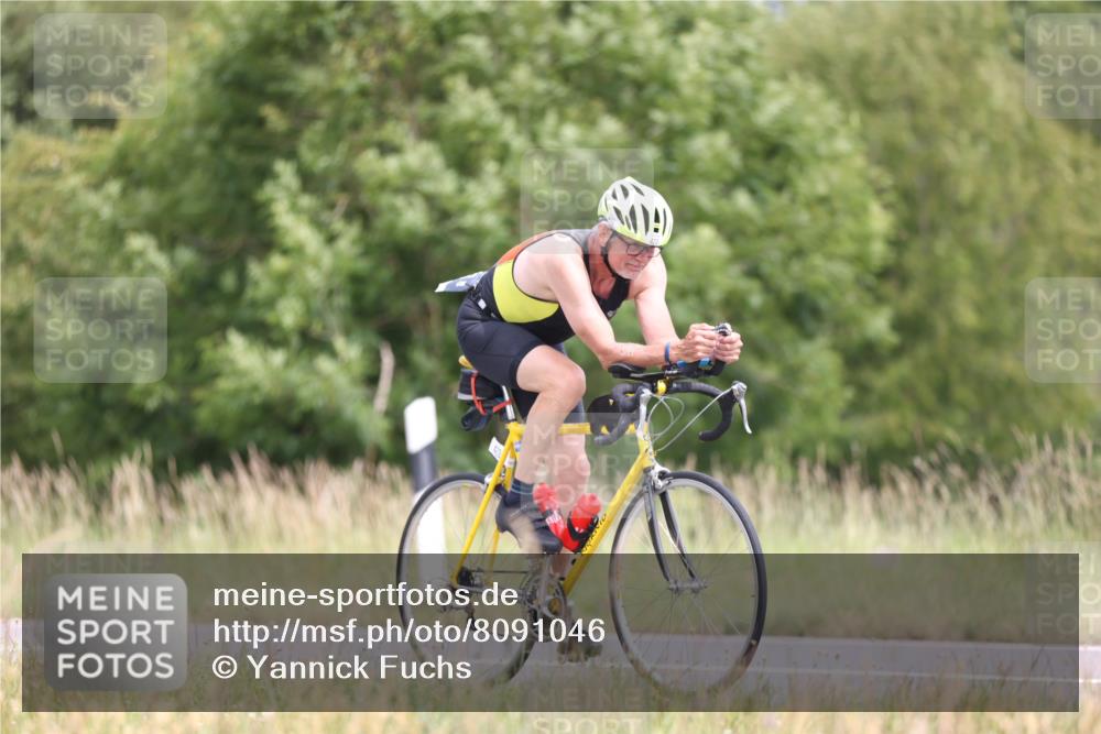 22.06.2025 - Viking Triathlon Yannick Fuchs http://msf.ph/oto/8091046 22.06.2025 13:26:31 Radfahren 423 meine-sportfotos.de