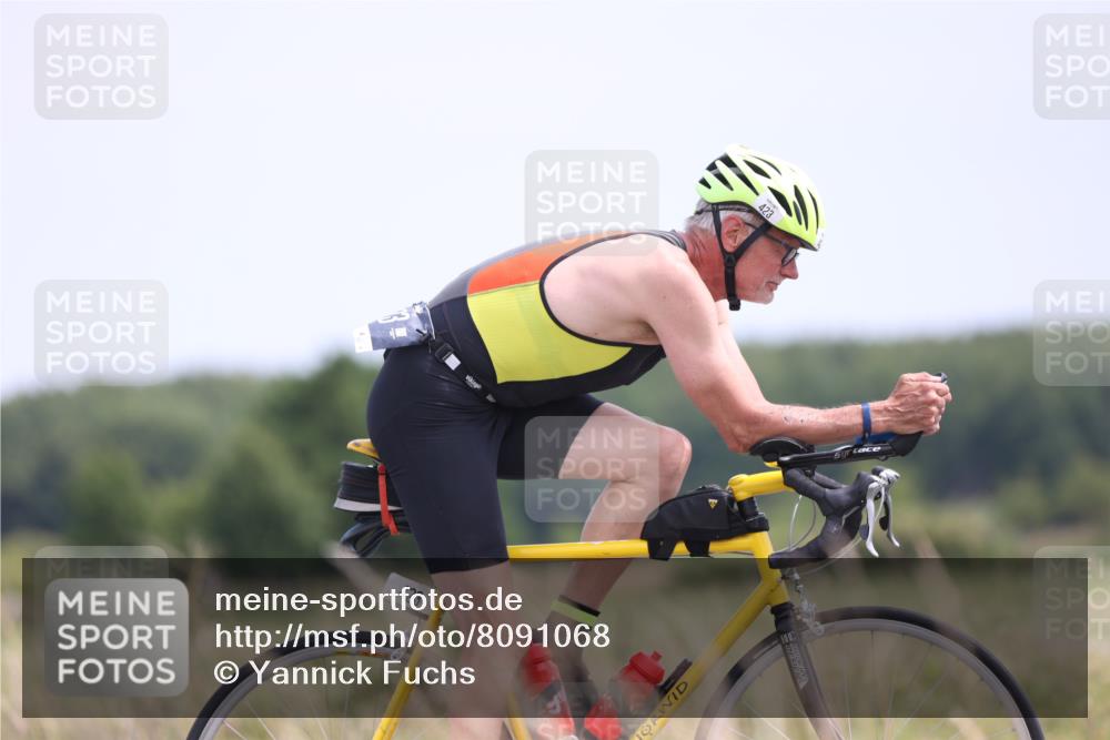 22.06.2025 - Viking Triathlon Yannick Fuchs http://msf.ph/oto/8091068 22.06.2025 13:26:33 Radfahren 423 meine-sportfotos.de