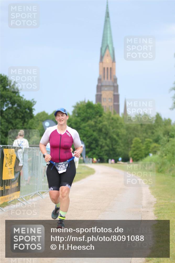 22.06.2025 - Viking Triathlon H.Heesch http://msf.ph/oto/8091088 22.06.2025 17:00:28 Laufen 206 meine-sportfotos.de