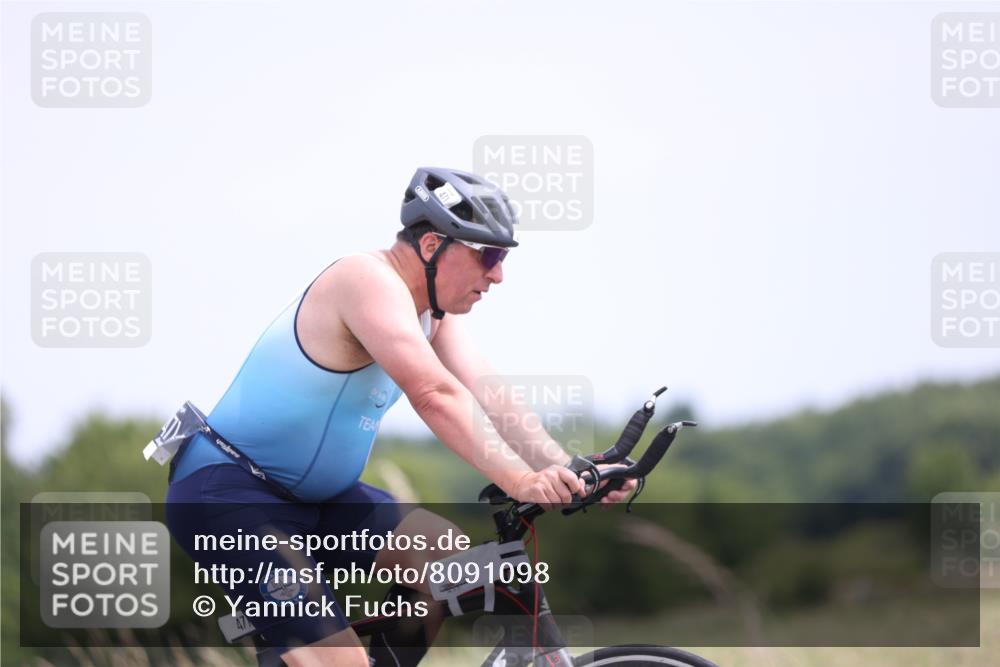 22.06.2025 - Viking Triathlon Yannick Fuchs http://msf.ph/oto/8091098 22.06.2025 13:26:44 Radfahren 471, 498 meine-sportfotos.de