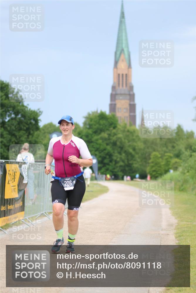 22.06.2025 - Viking Triathlon H.Heesch http://msf.ph/oto/8091118 22.06.2025 17:00:29 Laufen 206 meine-sportfotos.de