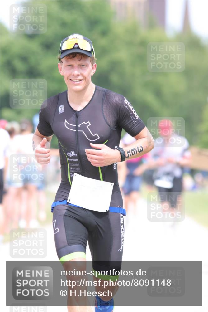 22.06.2025 - Viking Triathlon H.Heesch http://msf.ph/oto/8091148 22.06.2025 15:11:05 Laufen 271, 365, 481 meine-sportfotos.de