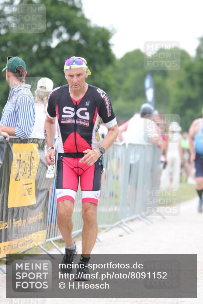 22.06.2025 - Viking Triathlon H.Heesch http://msf.ph/oto/8091152 22.06.2025 16:02:14 Laufen 206, 283, 479, 493 meine-sportfotos.de