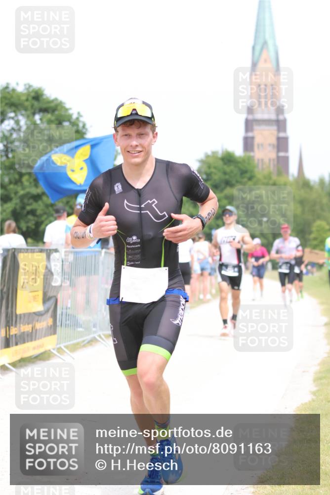 22.06.2025 - Viking Triathlon H.Heesch http://msf.ph/oto/8091163 22.06.2025 15:11:07 Laufen 365, 481 meine-sportfotos.de