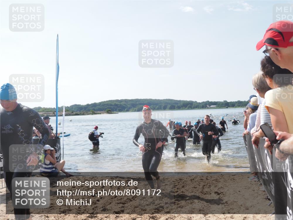 22.06.2025 - Viking Triathlon MichiJ http://msf.ph/oto/8091172 22.06.2025 10:38:32 Schwimmen 22, 85, 156, 215, 269, 398, 419, 428, 447, 509, 535, 601, 603, 659, 662 meine-sportfotos.de