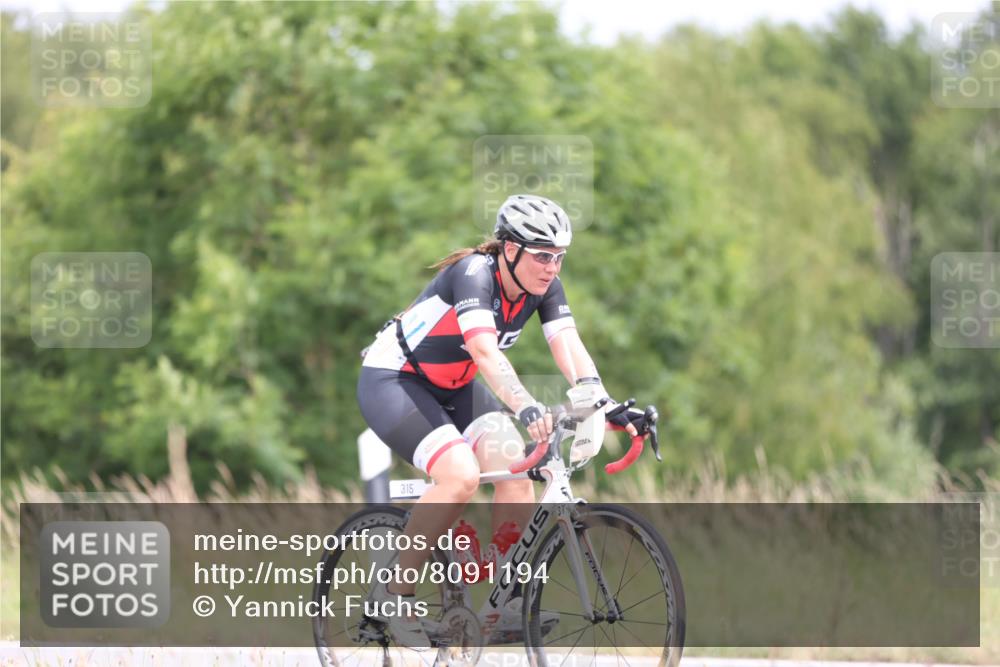 22.06.2025 - Viking Triathlon Yannick Fuchs http://msf.ph/oto/8091194 22.06.2025 13:27:42 Radfahren 315, 453 meine-sportfotos.de
