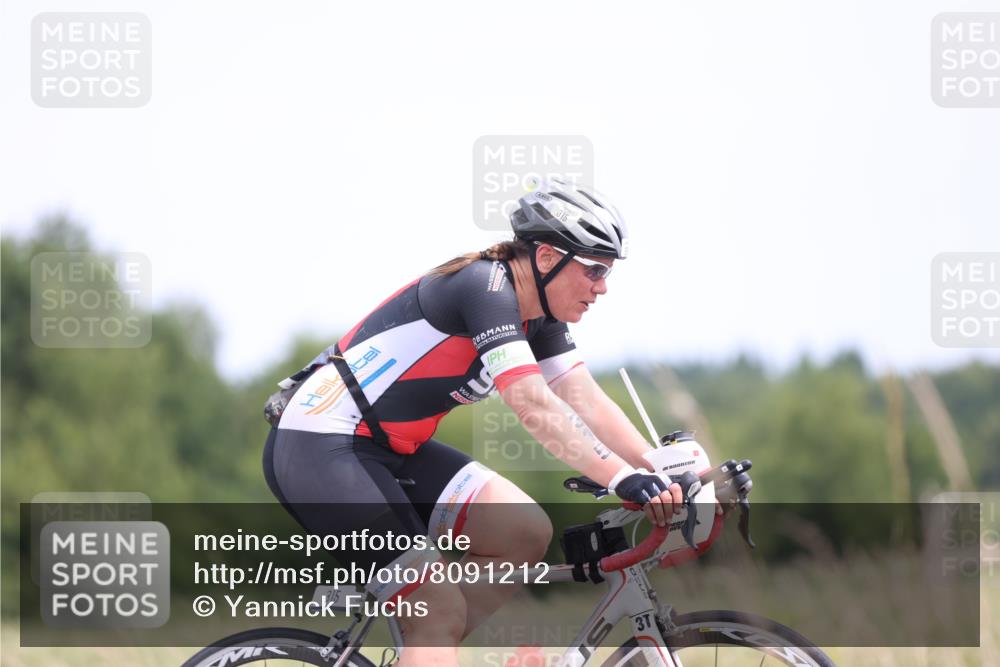 22.06.2025 - Viking Triathlon Yannick Fuchs http://msf.ph/oto/8091212 22.06.2025 13:27:43 Radfahren 315, 453 meine-sportfotos.de