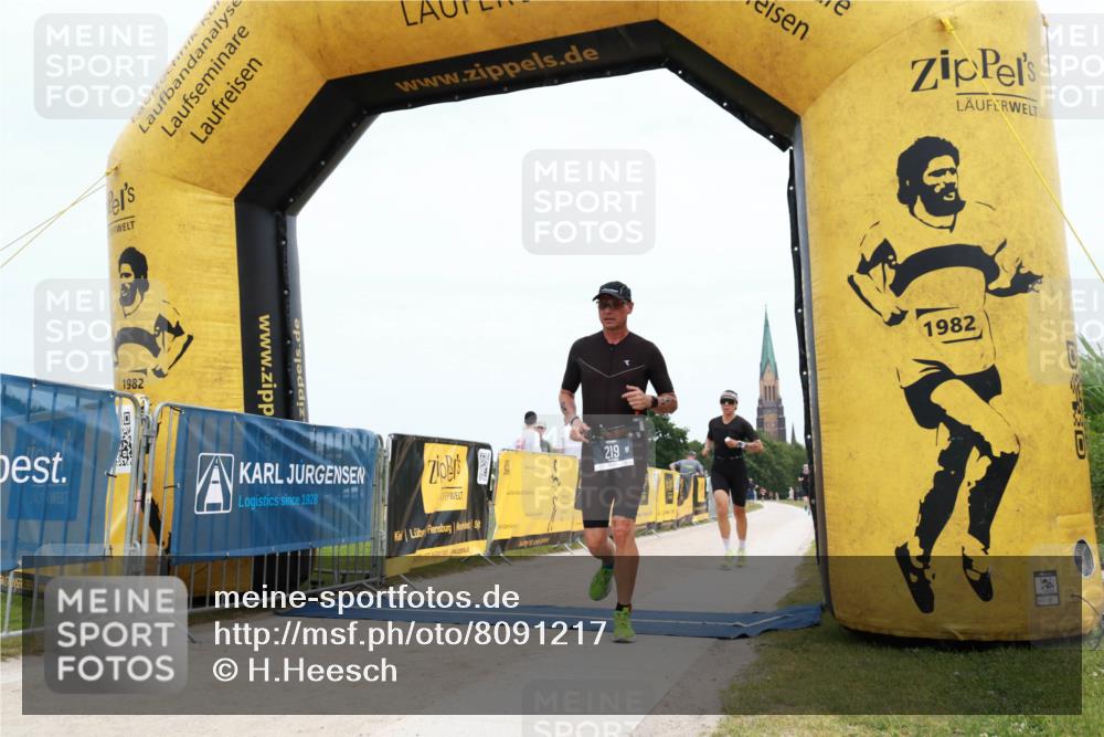 22.06.2025 - Viking Triathlon H.Heesch http://msf.ph/oto/8091217 22.06.2025 13:42:51 Laufen 219, 278 meine-sportfotos.de