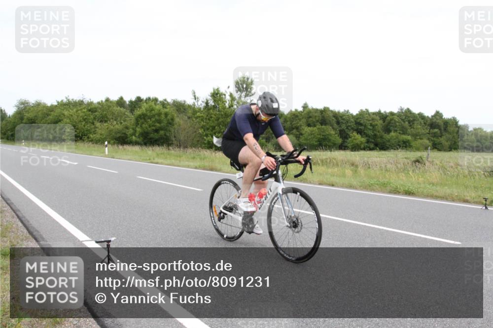 22.06.2025 - Viking Triathlon Yannick Fuchs http://msf.ph/oto/8091231 22.06.2025 13:31:54 Radfahren 402 meine-sportfotos.de