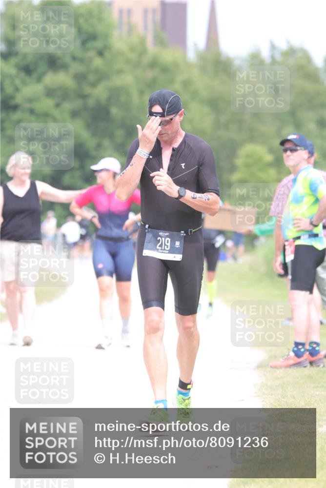22.06.2025 - Viking Triathlon H.Heesch http://msf.ph/oto/8091236 22.06.2025 15:11:18 Laufen 219, 462 meine-sportfotos.de