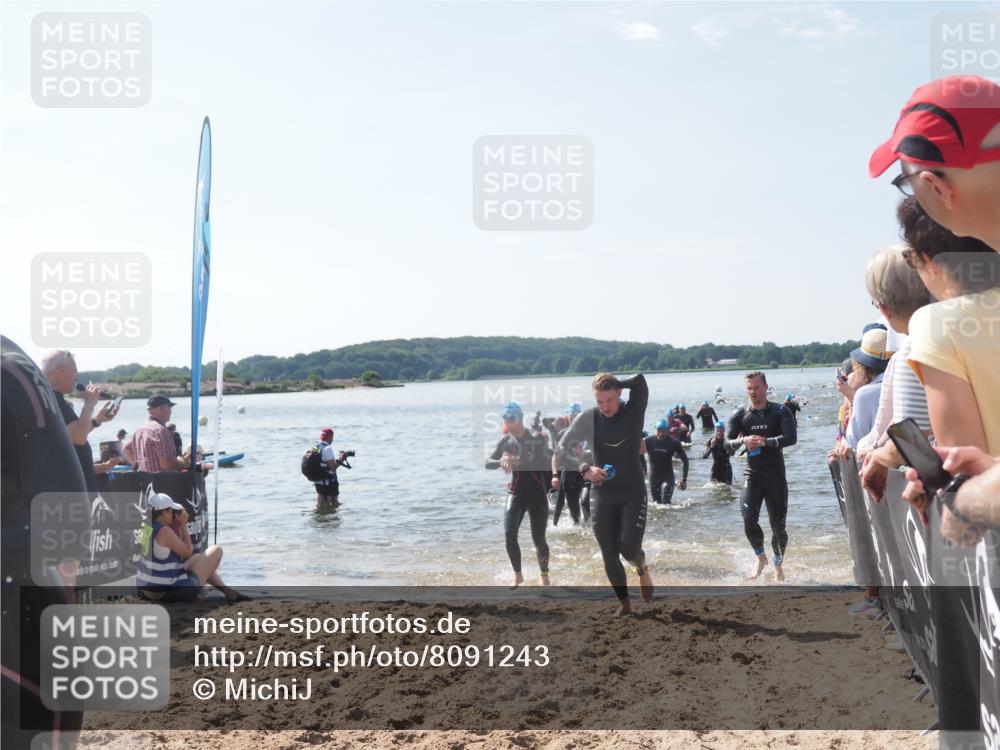 22.06.2025 - Viking Triathlon MichiJ http://msf.ph/oto/8091243 22.06.2025 10:38:34 Schwimmen 22, 85, 156, 164, 215, 269, 315, 398, 419, 428, 509, 535, 601, 603, 659 meine-sportfotos.de