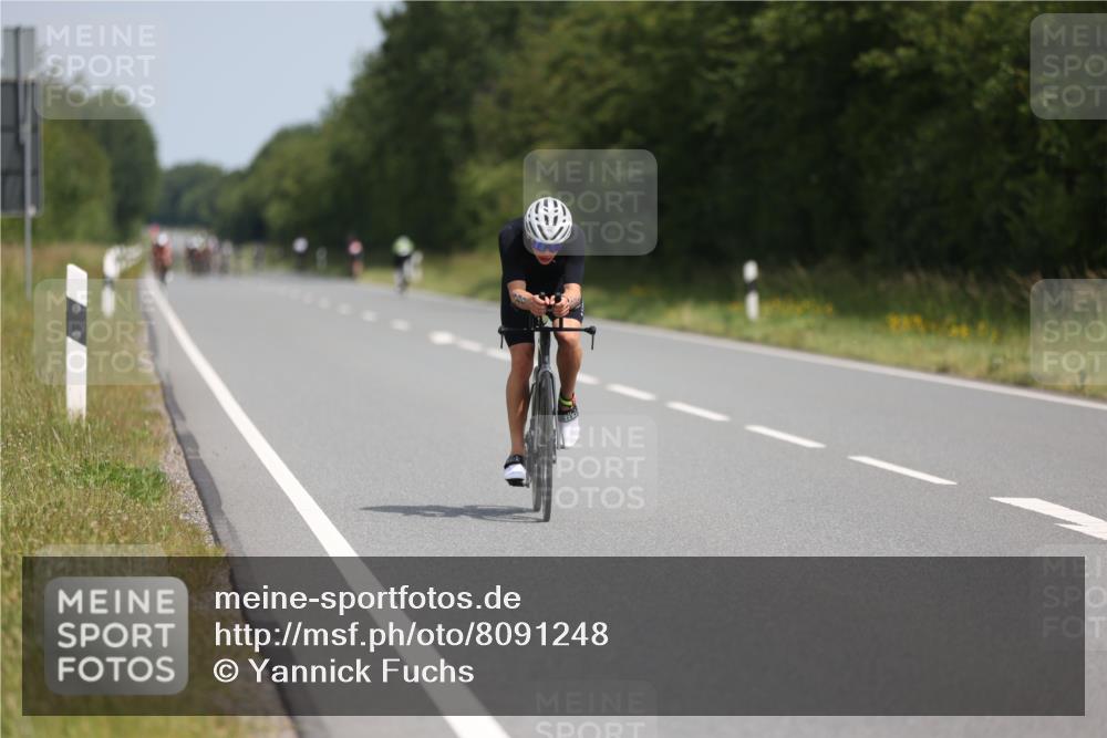 22.06.2025 - Viking Triathlon Yannick Fuchs http://msf.ph/oto/8091248 22.06.2025 11:53:20 Radfahren 148, 189, 360, 535, 662 meine-sportfotos.de