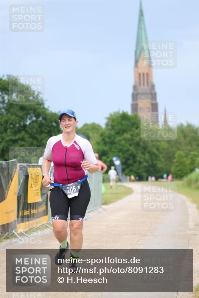 22.06.2025 - Viking Triathlon H.Heesch http://msf.ph/oto/8091283 22.06.2025 17:00:29 Laufen 206 meine-sportfotos.de