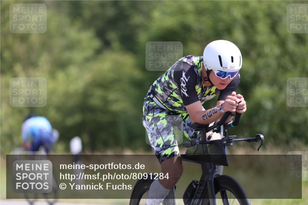 22.06.2025 - Viking Triathlon Yannick Fuchs http://msf.ph/oto/8091284 22.06.2025 11:09:35 Radfahren 145, 176, 368, 423 meine-sportfotos.de