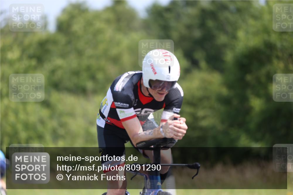 22.06.2025 - Viking Triathlon Yannick Fuchs http://msf.ph/oto/8091290 22.06.2025 11:09:36 Radfahren 145, 176, 368, 423 meine-sportfotos.de