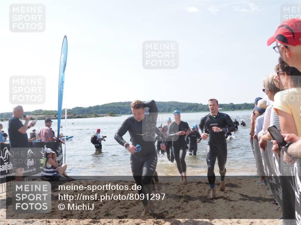 22.06.2025 - Viking Triathlon MichiJ http://msf.ph/oto/8091297 22.06.2025 10:38:35 Schwimmen 22, 85, 156, 164, 215, 269, 315, 327, 398, 419, 428, 509, 535, 601, 603, 659 meine-sportfotos.de