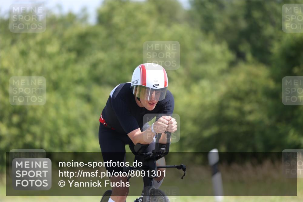 22.06.2025 - Viking Triathlon Yannick Fuchs http://msf.ph/oto/8091301 22.06.2025 11:09:37 Radfahren 145, 176, 368, 423 meine-sportfotos.de
